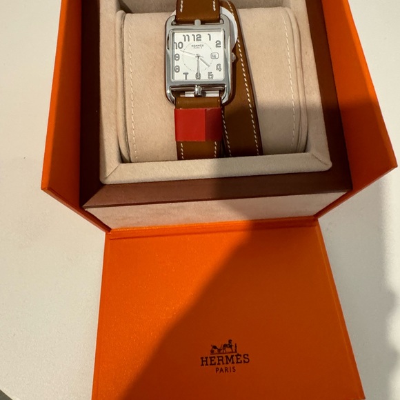 Hermes Cape Cod Watch, Large Model, 37 mm - Picture 9 of 13
